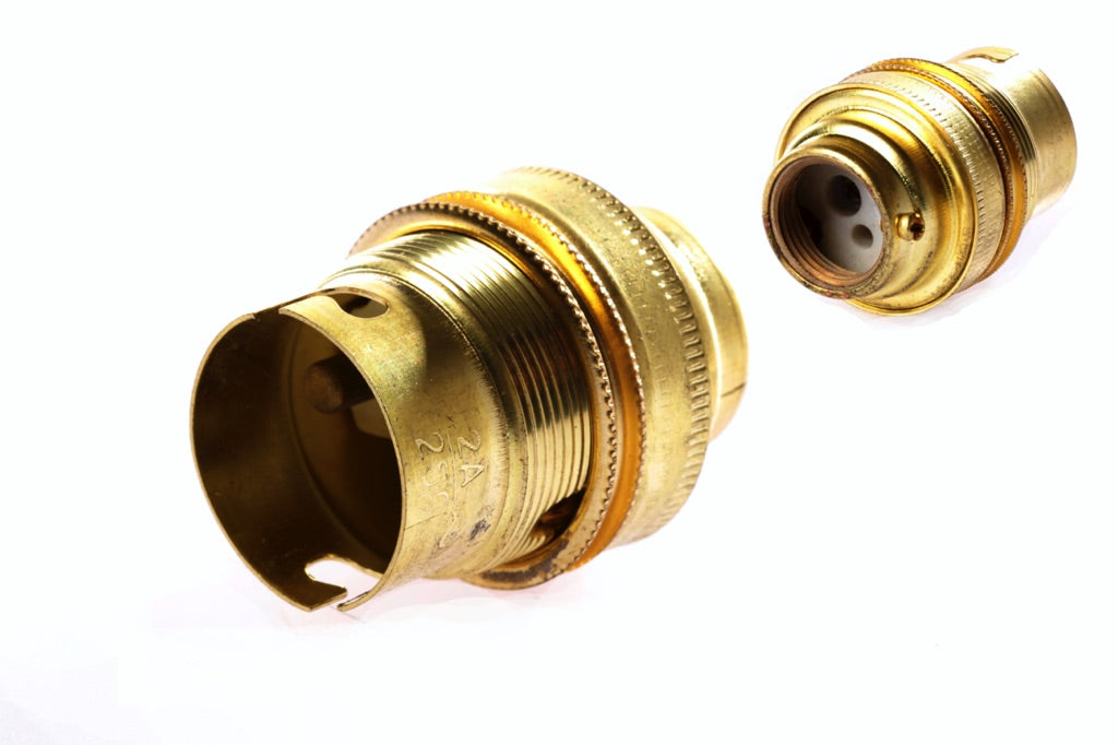 793519-LAMP HOLDER EUROPEAN BRASS, B-22 WITH BUSHING 5/8?