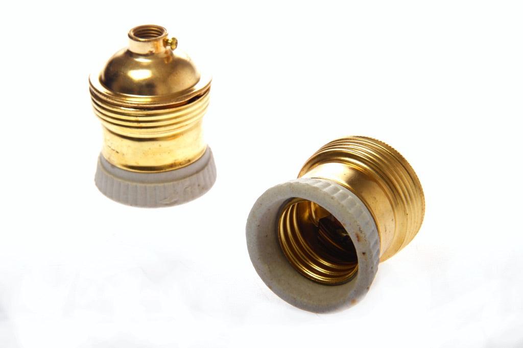 793520-LAMP HOLDER EUROPEAN BRASS, E-27 WITH BUSHING M10