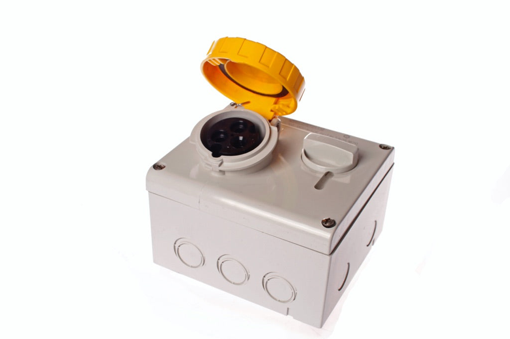 792771-RECEPTACLE W/T IEC TYPE W/LOCK, 2P+E AC100-130V YELLOW RSIL2-2