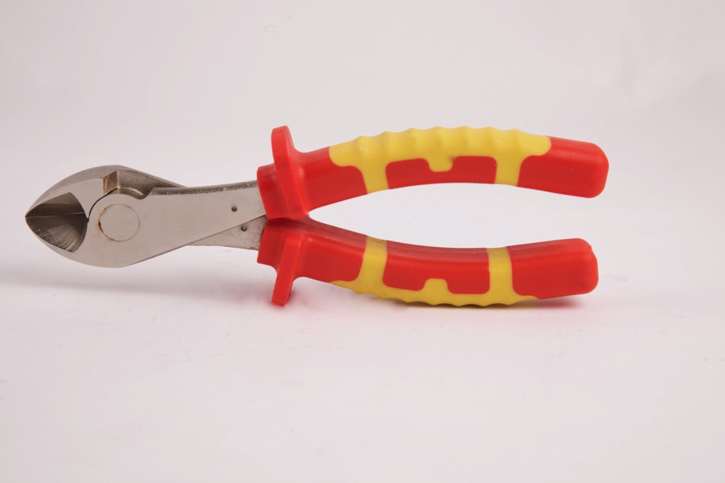 611717-PLIER DIAGONAL-CUT HEAVY-DUTY, PLASTIC COVERED HANDLE 150MM