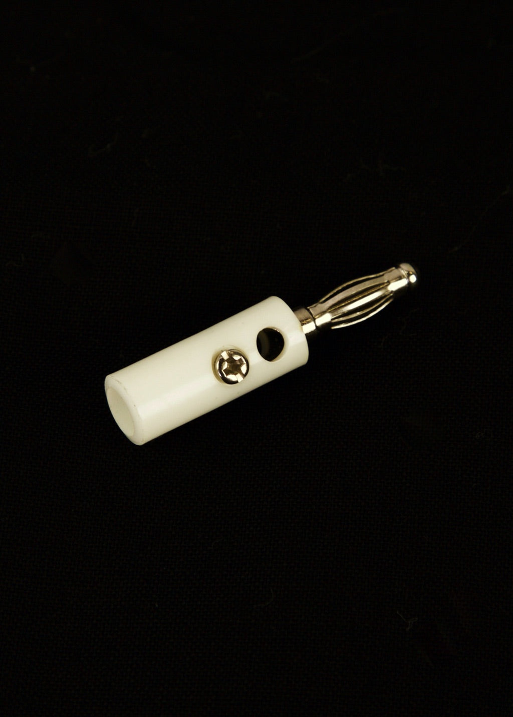 794894-PLUG BANANA PIN WHITE COLOR