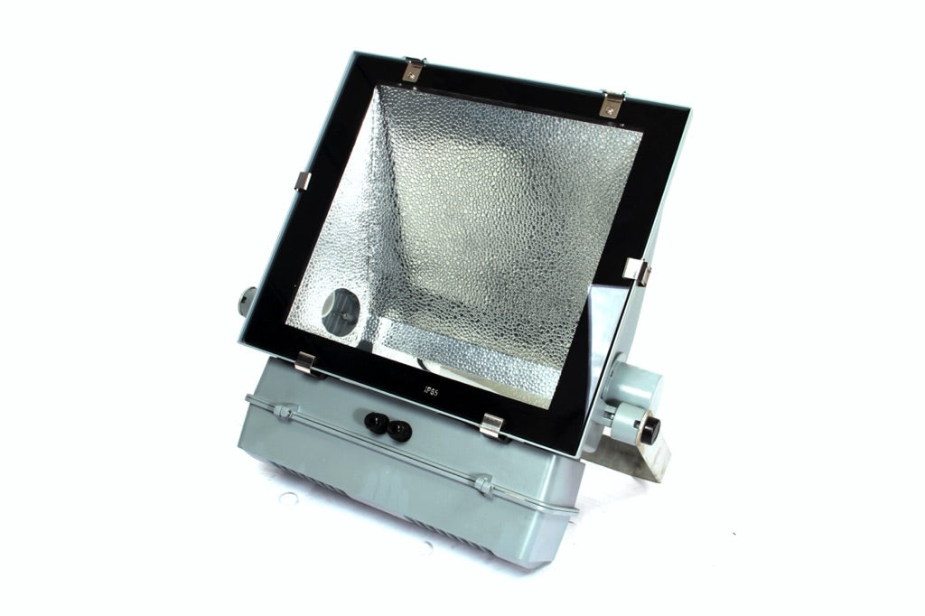 791824-FLOODLIGHT FIXTURE FOR SODIUM, LAMP 220V 400WX2