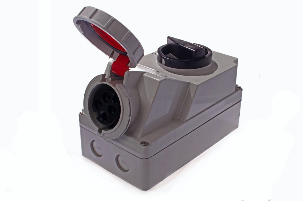 792774-RECEPTACLE W/T IEC W/LOCK 3P+E, AC380-415/440-460V RED RSIL2-3